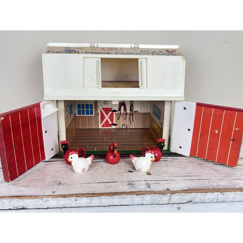 Vintage 1967 Fisher Price Family Play Farm #915 Little People Fisher Price Barn